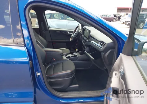 2023 Ford Escape St-Line из США, поврежденный, VIN 1FMCU0MN4PUA63348